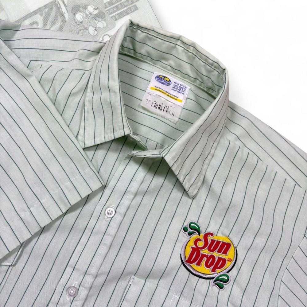 True Vintage 80’s 90’s Riverside Green Striped Graphic Sun Drop Button Up Shirt